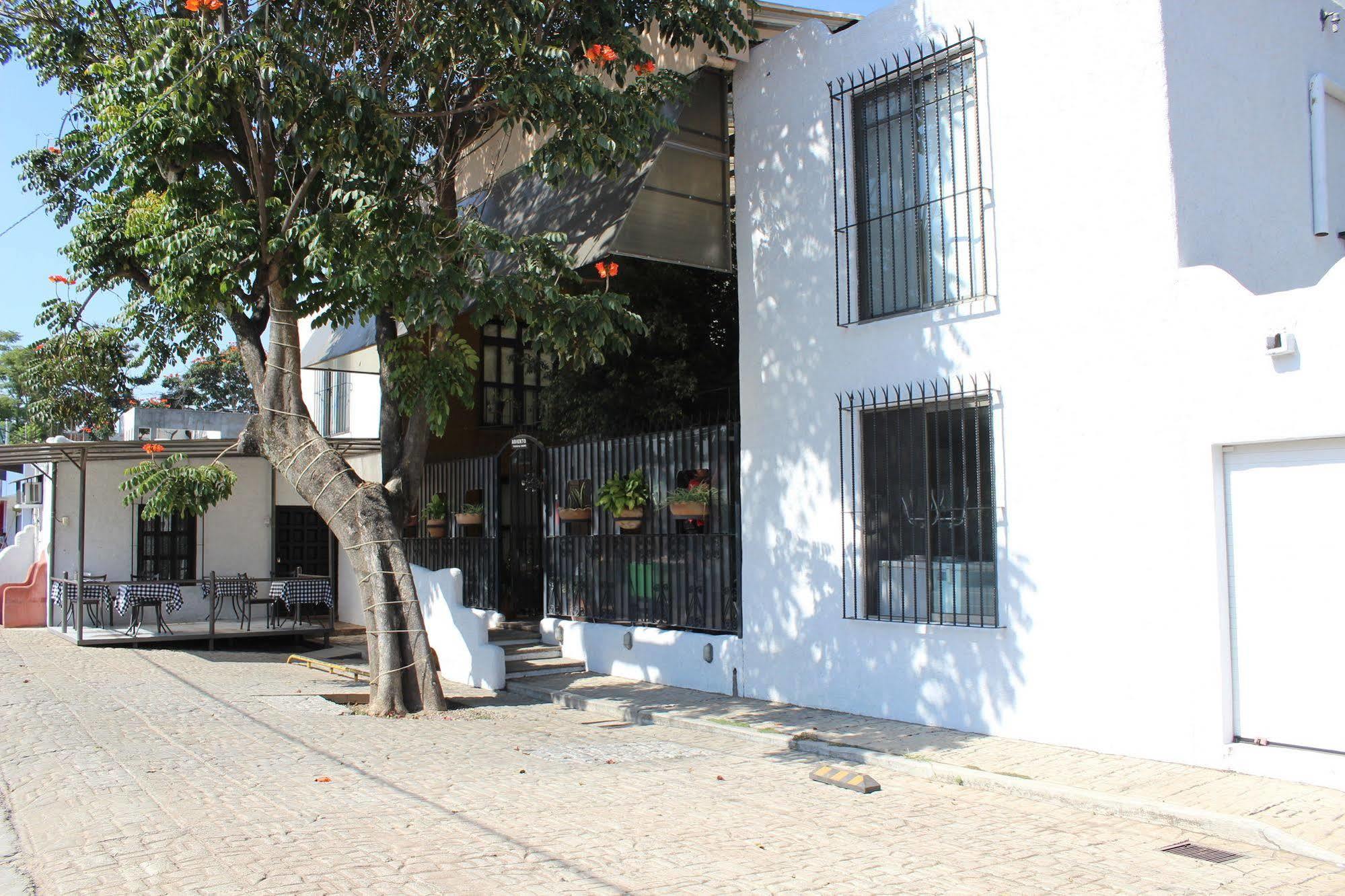 Hotel Rustiko Oaxaca Экстерьер фото