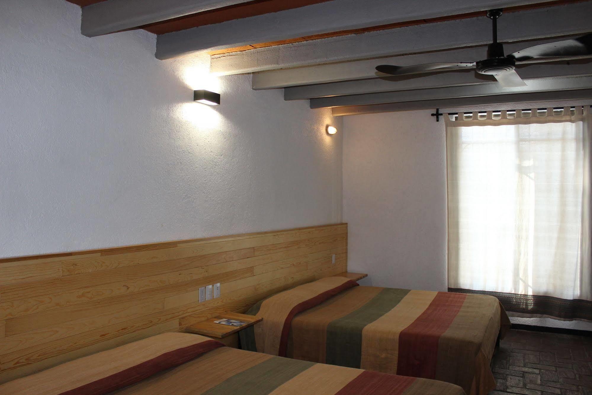 Hotel Rustiko Oaxaca Экстерьер фото