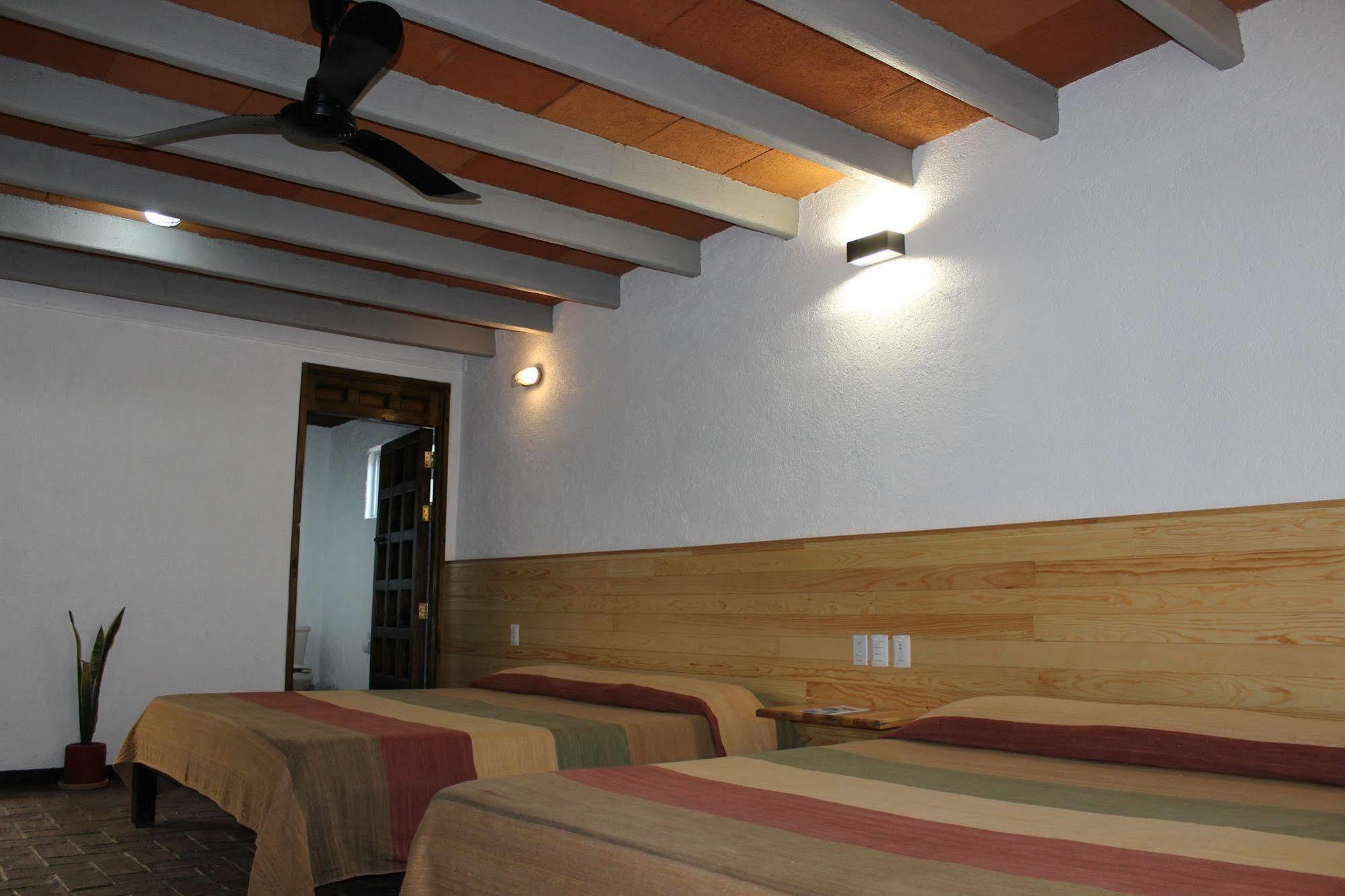 Hotel Rustiko Oaxaca Экстерьер фото
